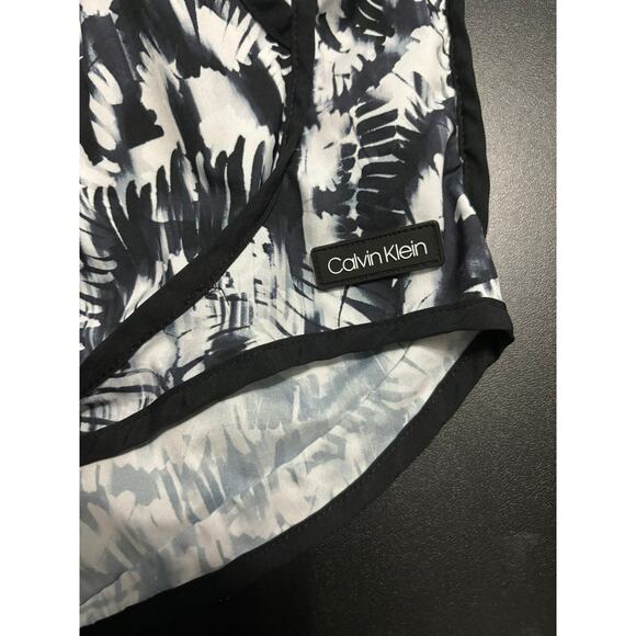 Calvin Klein Black White  Running Shorts Size XXL - Picture 2 of 10